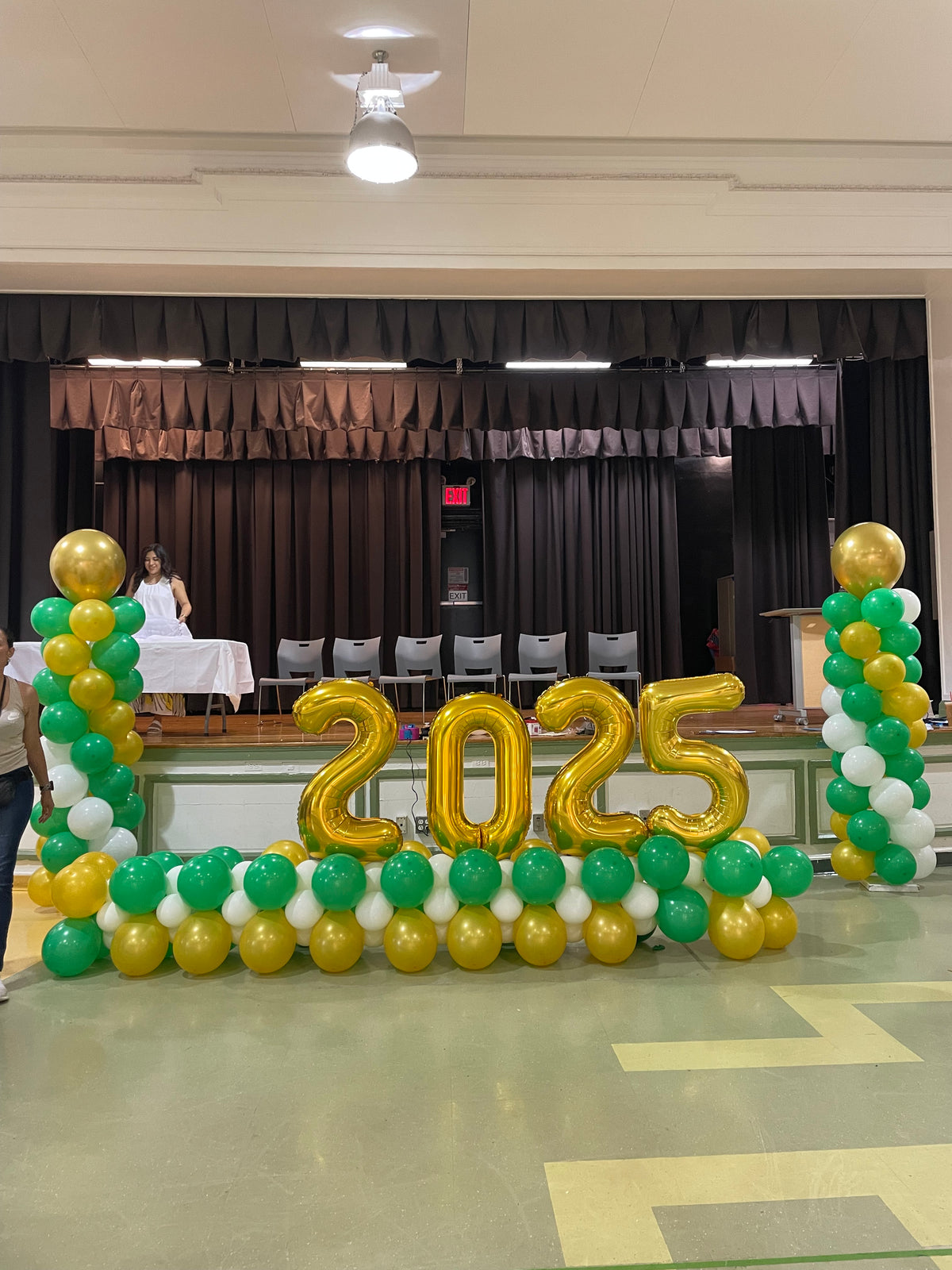 Balloons Towers Graduation